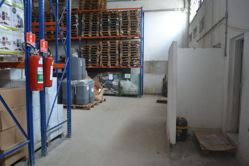 Depósito-Galpão-Armazém à venda, 1617m² - Foto 1