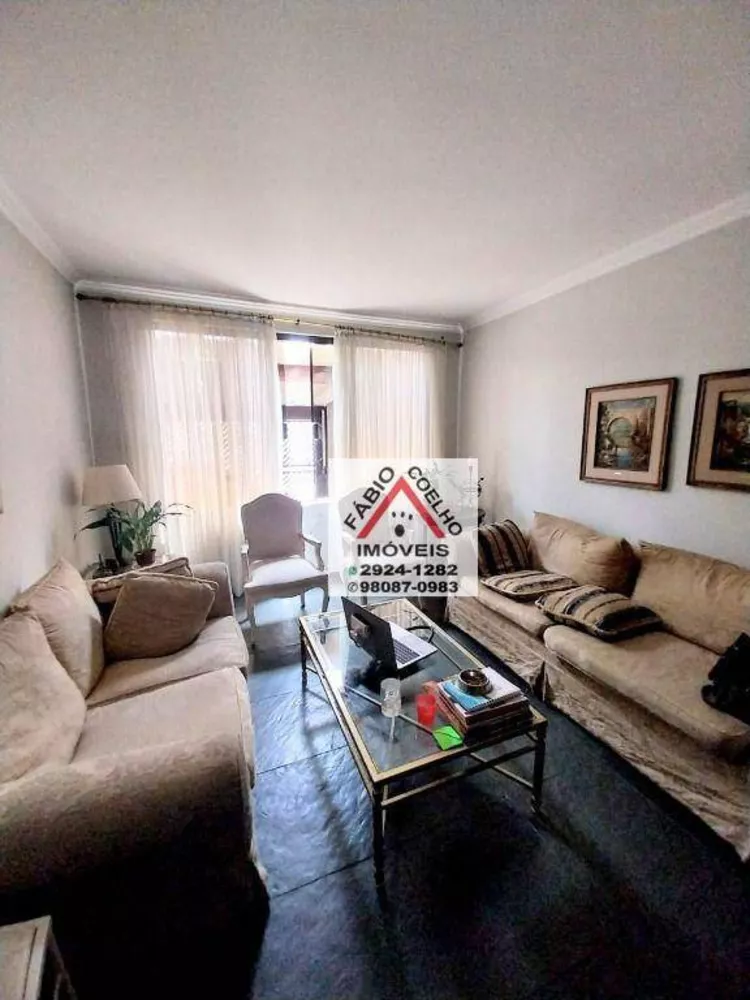 Sobrado à venda com 3 quartos, 158m² - Foto 1