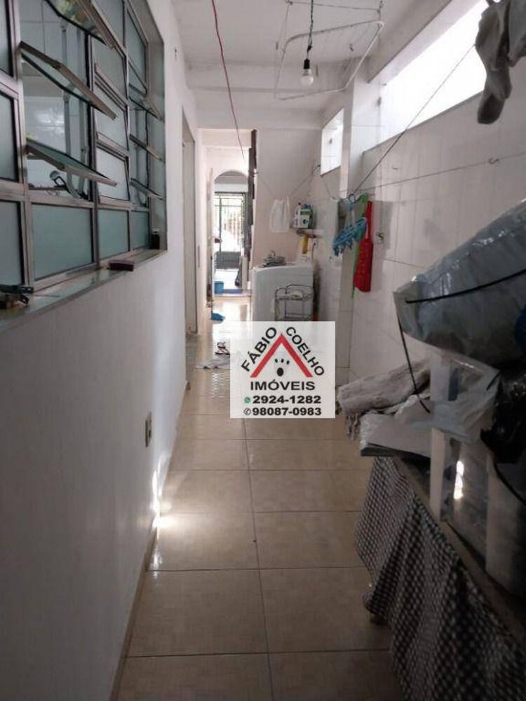 Sobrado à venda com 4 quartos, 200m² - Foto 3