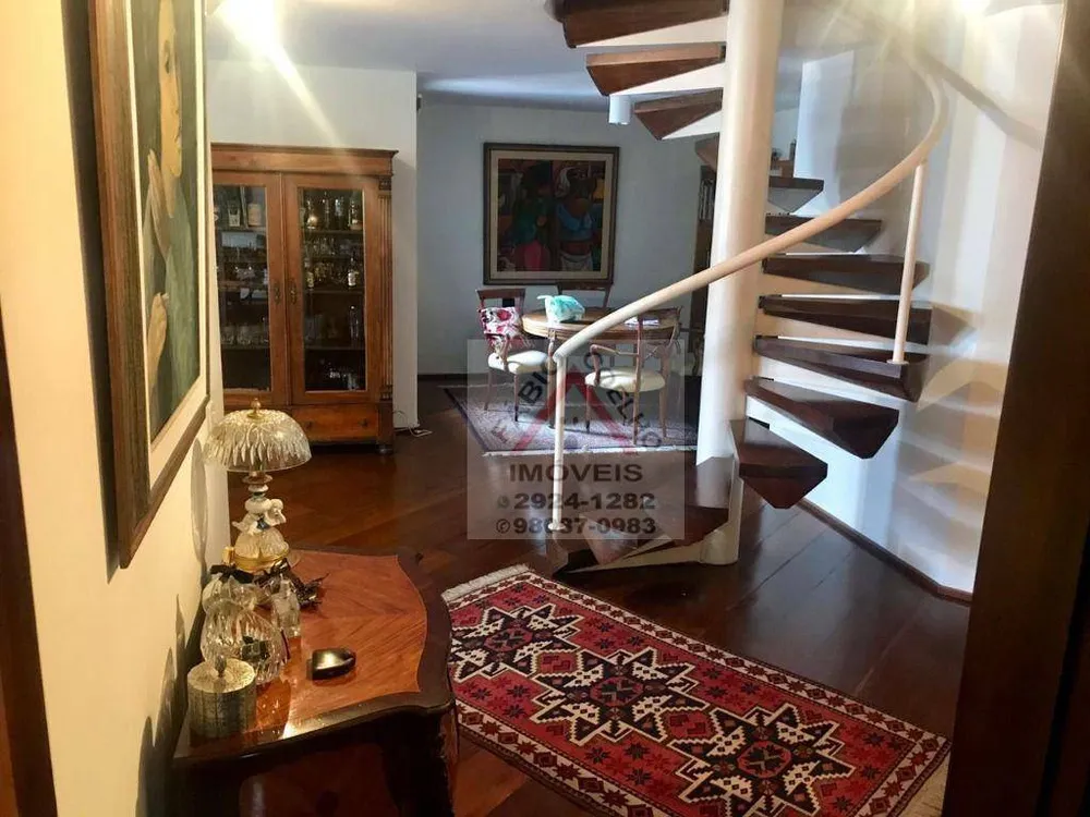 Cobertura, 3 quartos, 240 m² - Foto 1