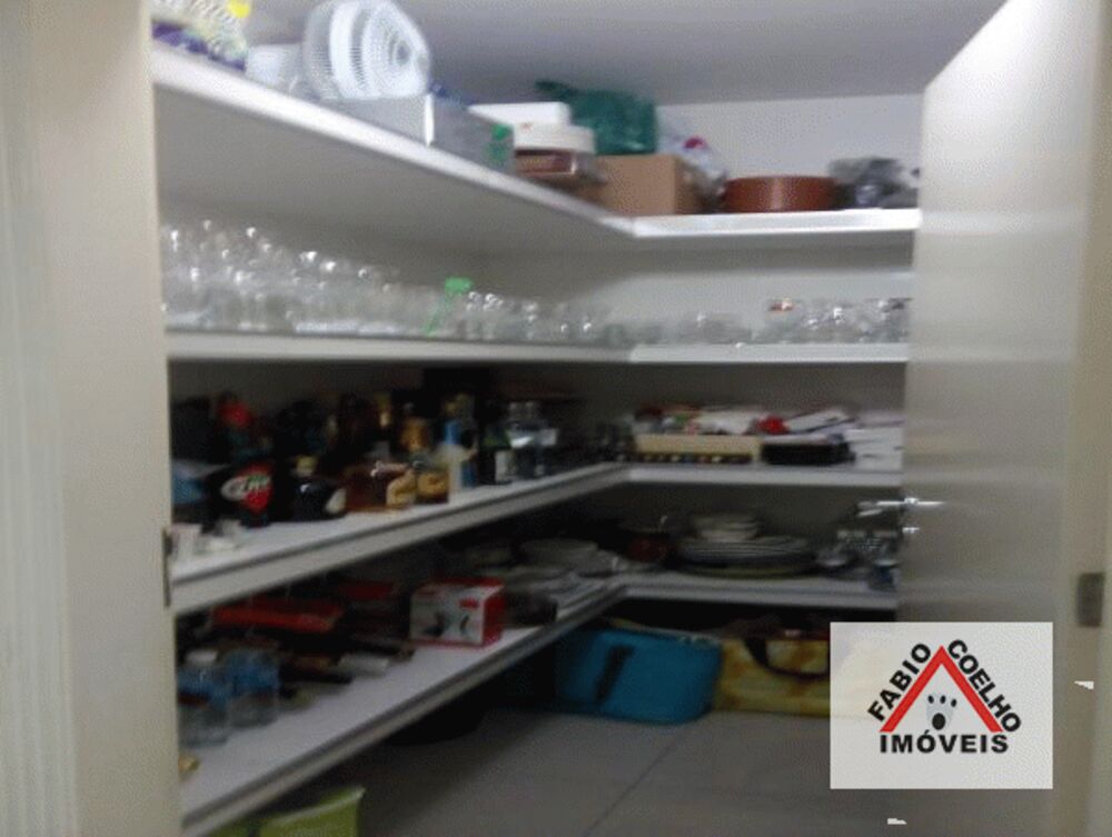 Apartamento à venda com 3 quartos, 142m² - Foto 13