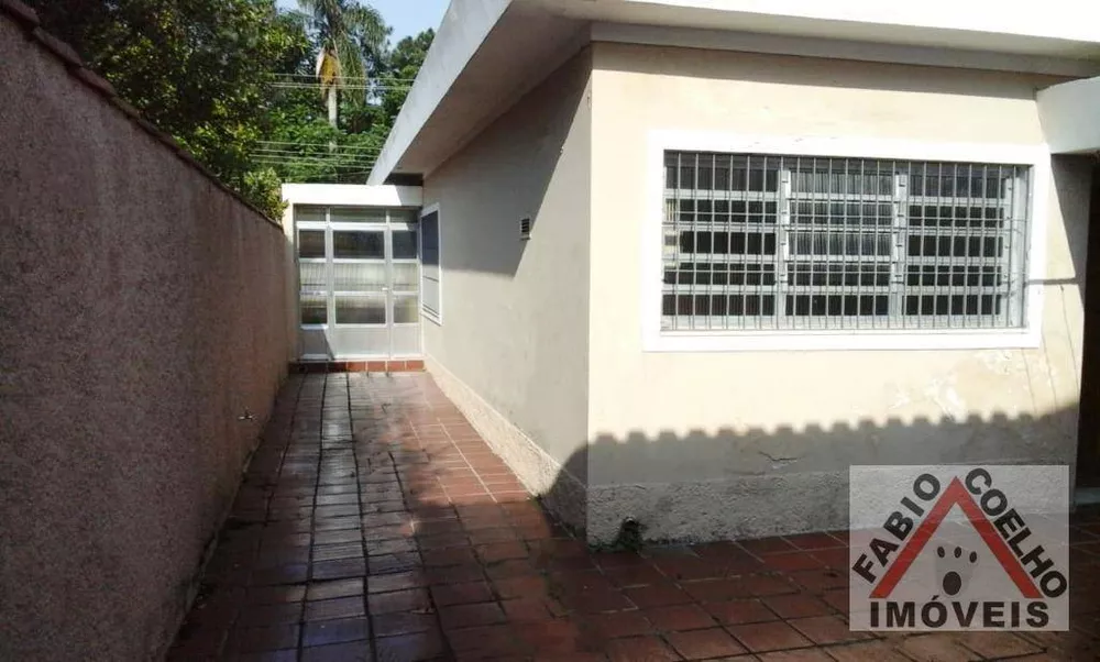 Casa à venda com 2 quartos, 250m² - Foto 1