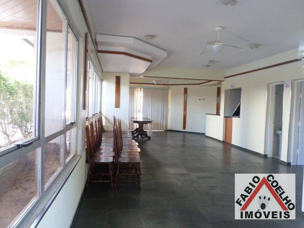 Apartamento à venda com 2 quartos, 63m² - Foto 12