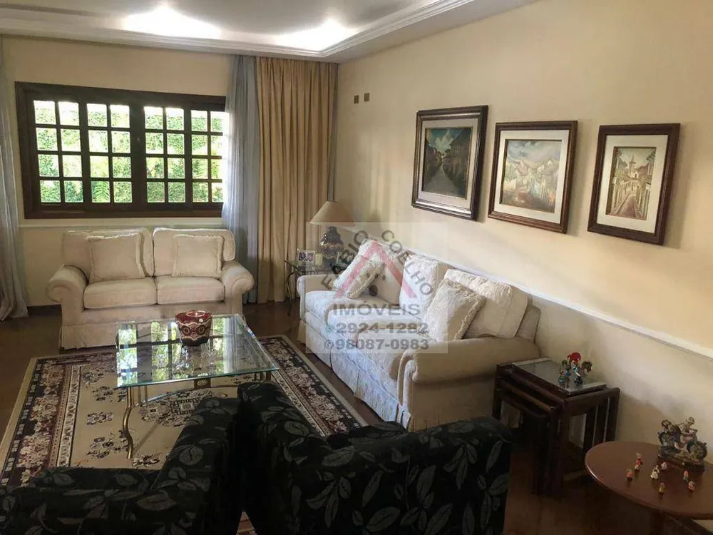 Sobrado, 3 quartos, 251 m² - Foto 1