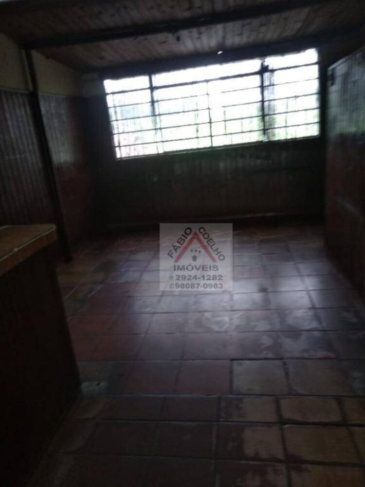 Casa à venda com 2 quartos, 214m² - Foto 12