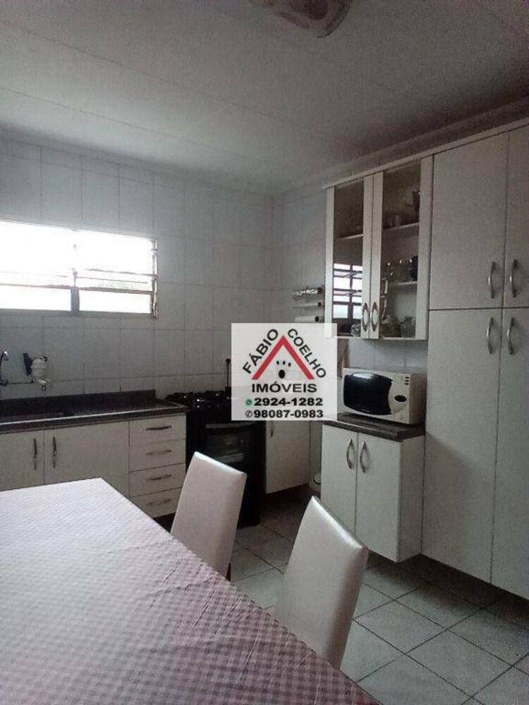 Casa à venda com 3 quartos, 150m² - Foto 3