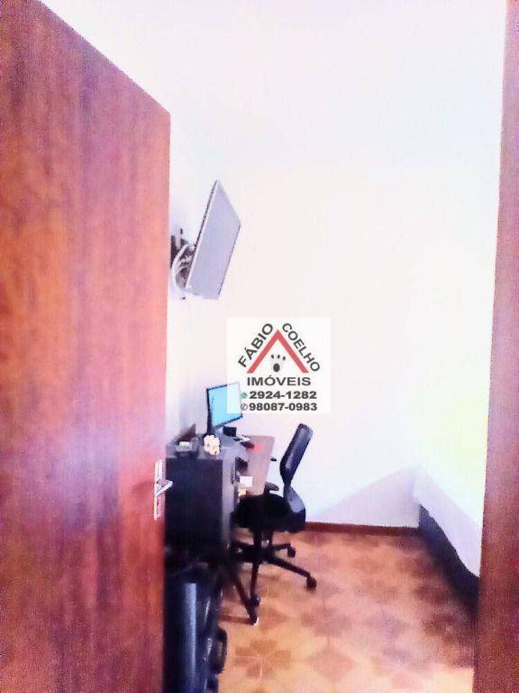 Casa à venda com 3 quartos, 150m² - Foto 2