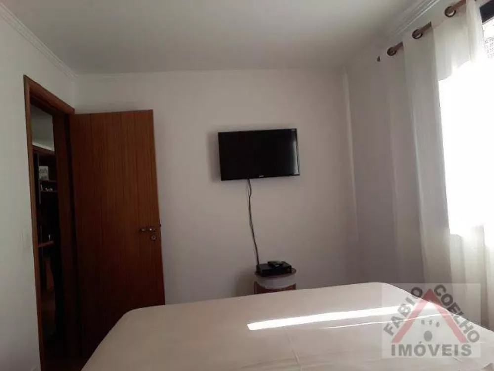 Apartamento à venda com 2 quartos, 71m² - Foto 2