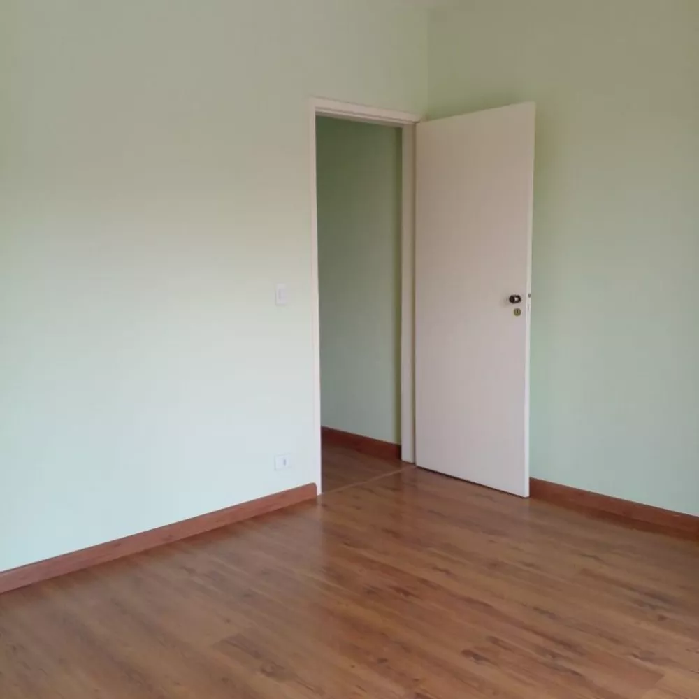 Sobrado à venda com 3 quartos, 128m² - Foto 3