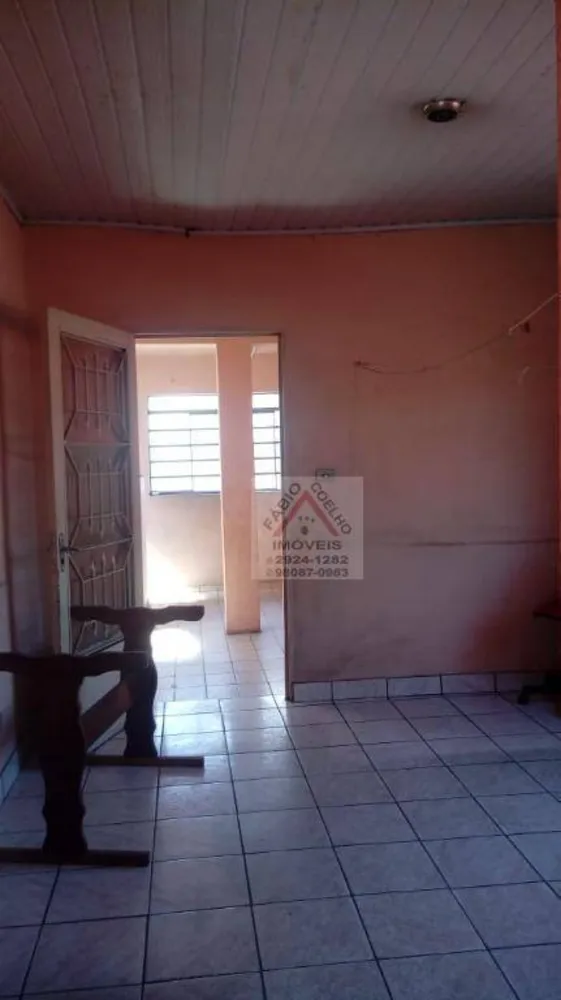 Casa, 1 quarto, 220 m² - Foto 1