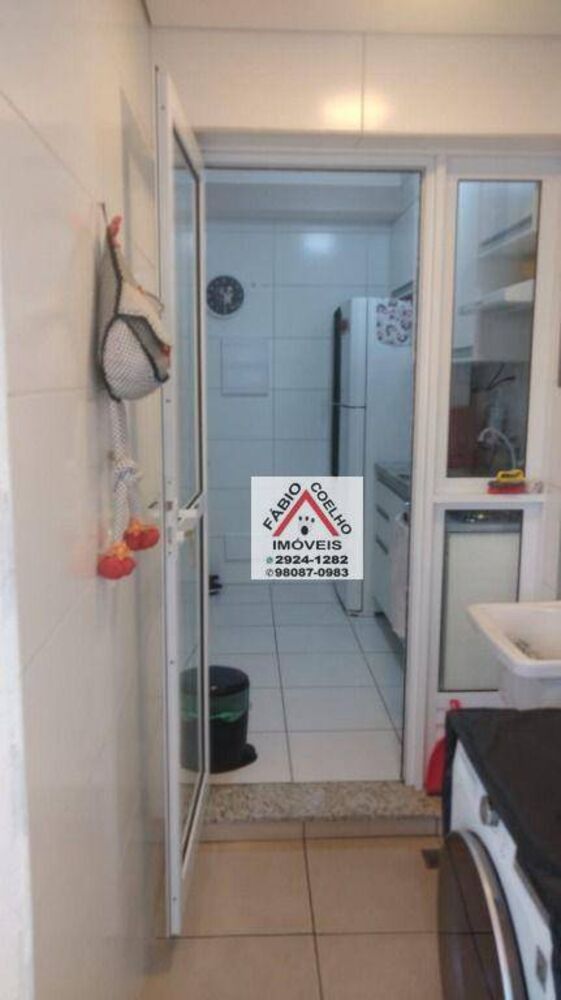 Apartamento à venda com 2 quartos, 60m² - Foto 7