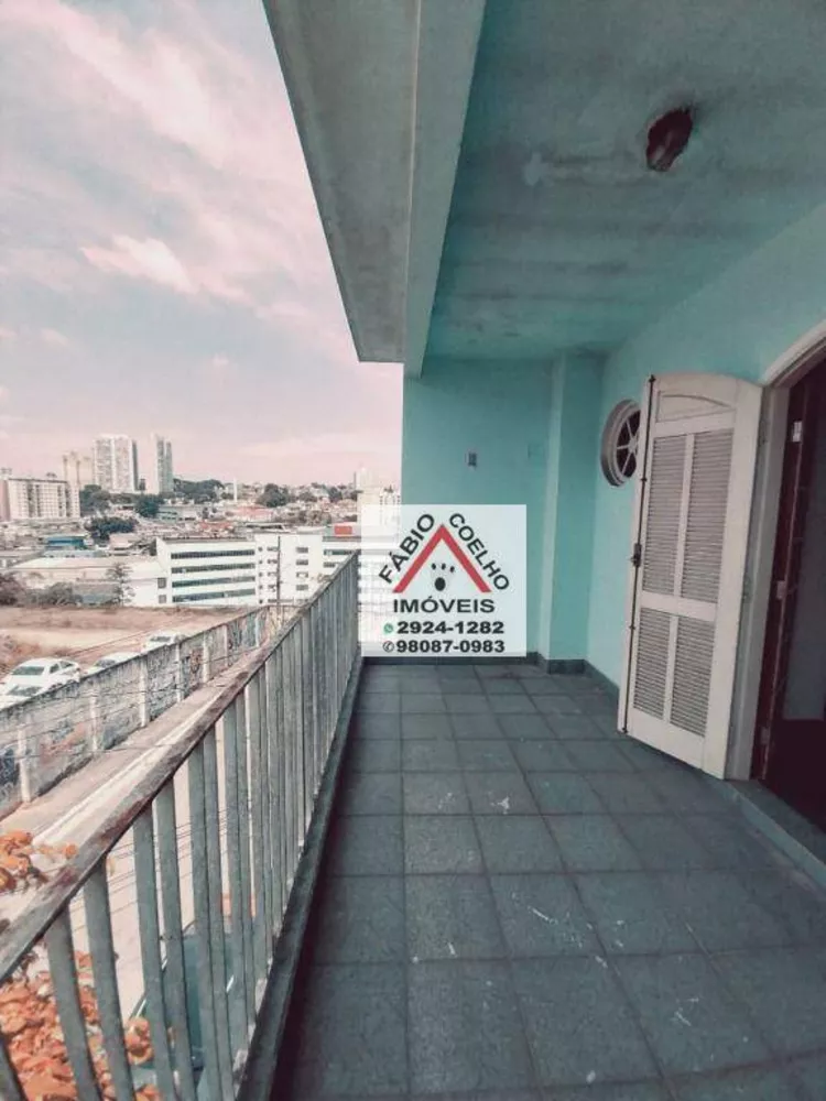 Sobrado à venda com 4 quartos, 220m² - Foto 1