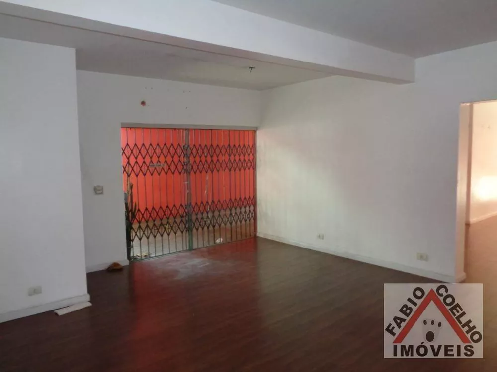 Casa à venda com 3 quartos, 250m² - Foto 1