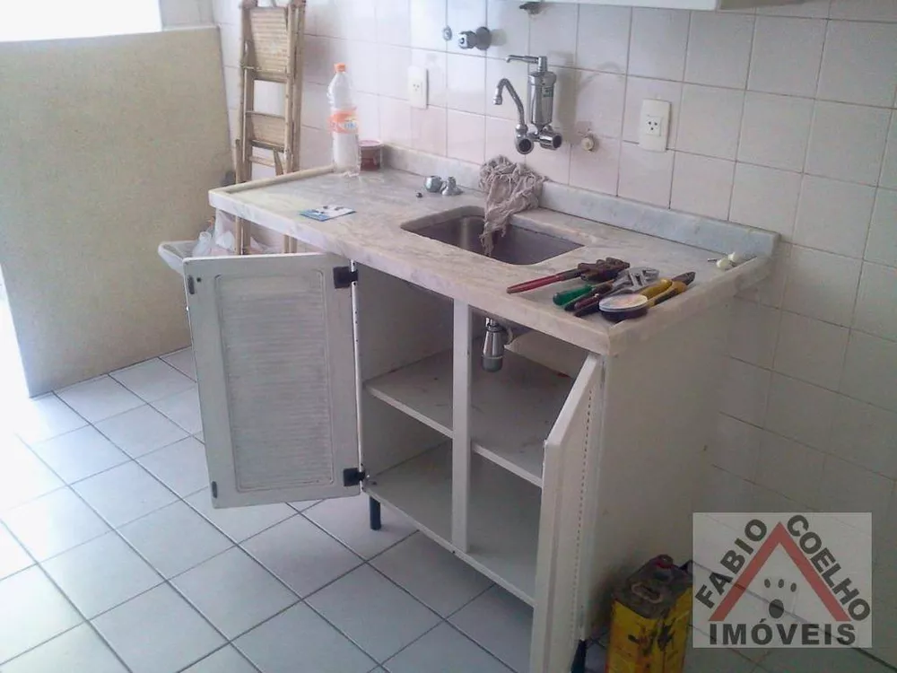 Apartamento à venda com 2 quartos, 59m² - Foto 3