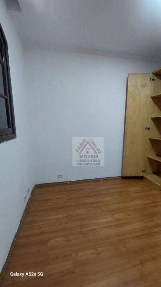Sobrado à venda e aluguel com 3 quartos, 180m² - Foto 3