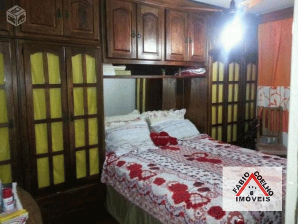 Apartamento à venda com 2 quartos, 70m² - Foto 3