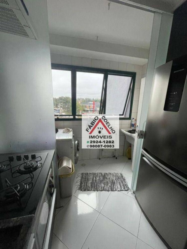 Apartamento à venda com 3 quartos, 75m² - Foto 2