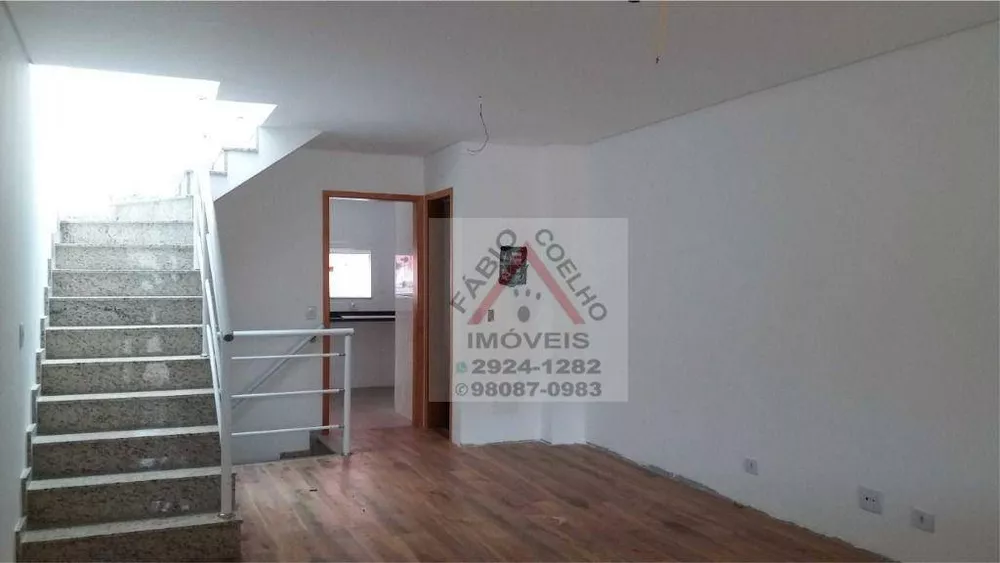 Sobrado à venda com 3 quartos, 134m² - Foto 1