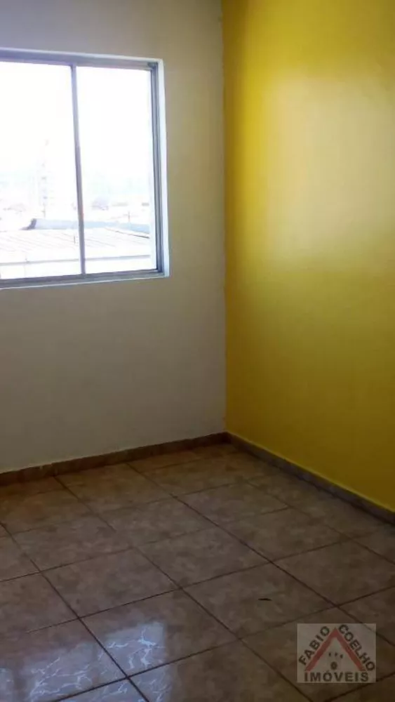 Apartamento à venda com 3 quartos, 76m² - Foto 1