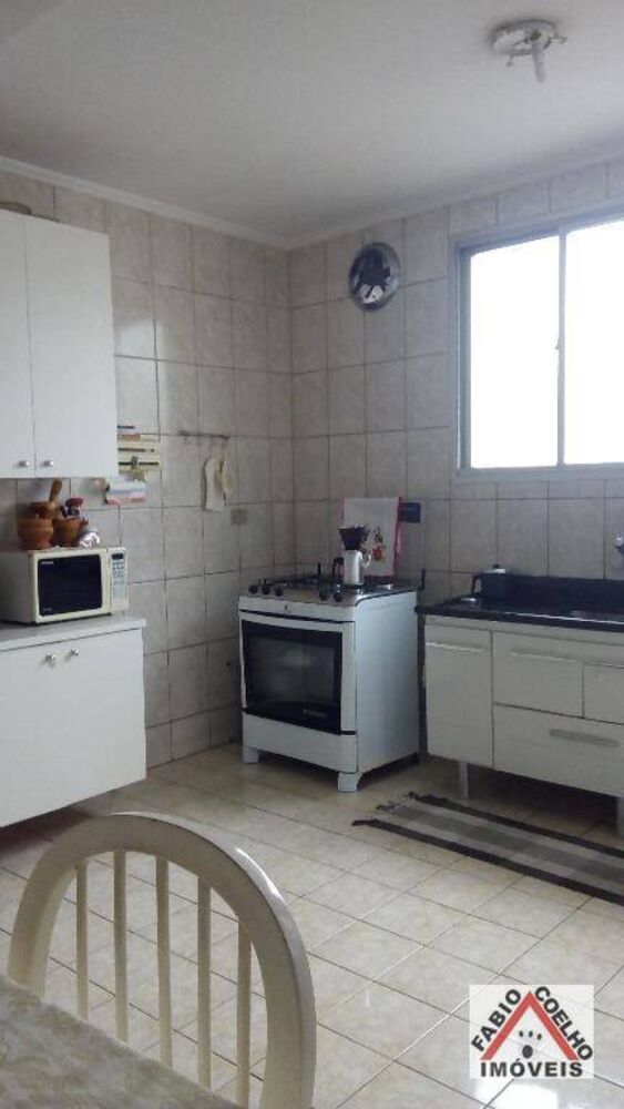 Sobrado à venda com 3 quartos, 123m² - Foto 1