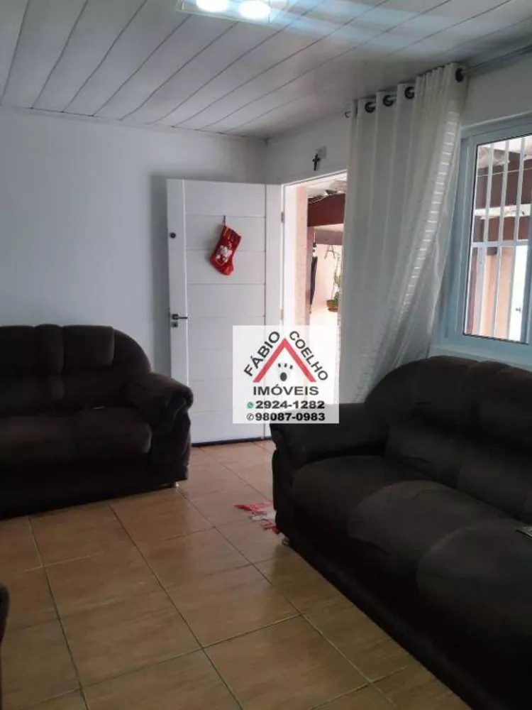 Casa à venda com 3 quartos, 90m² - Foto 3