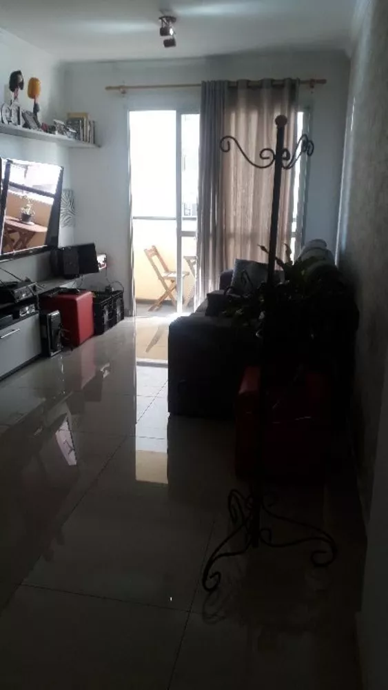 Apartamento à venda com 3 quartos, 81m² - Foto 4