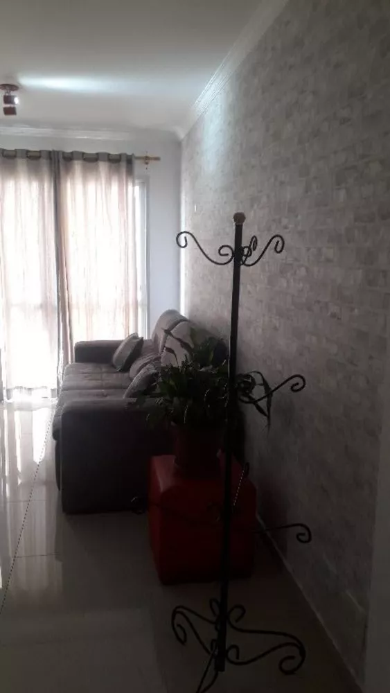 Apartamento à venda com 3 quartos, 81m² - Foto 3