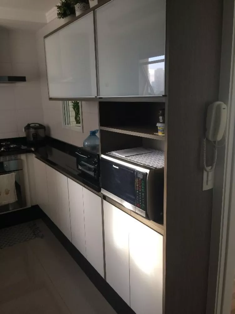 Apartamento à venda com 3 quartos, 138m² - Foto 3