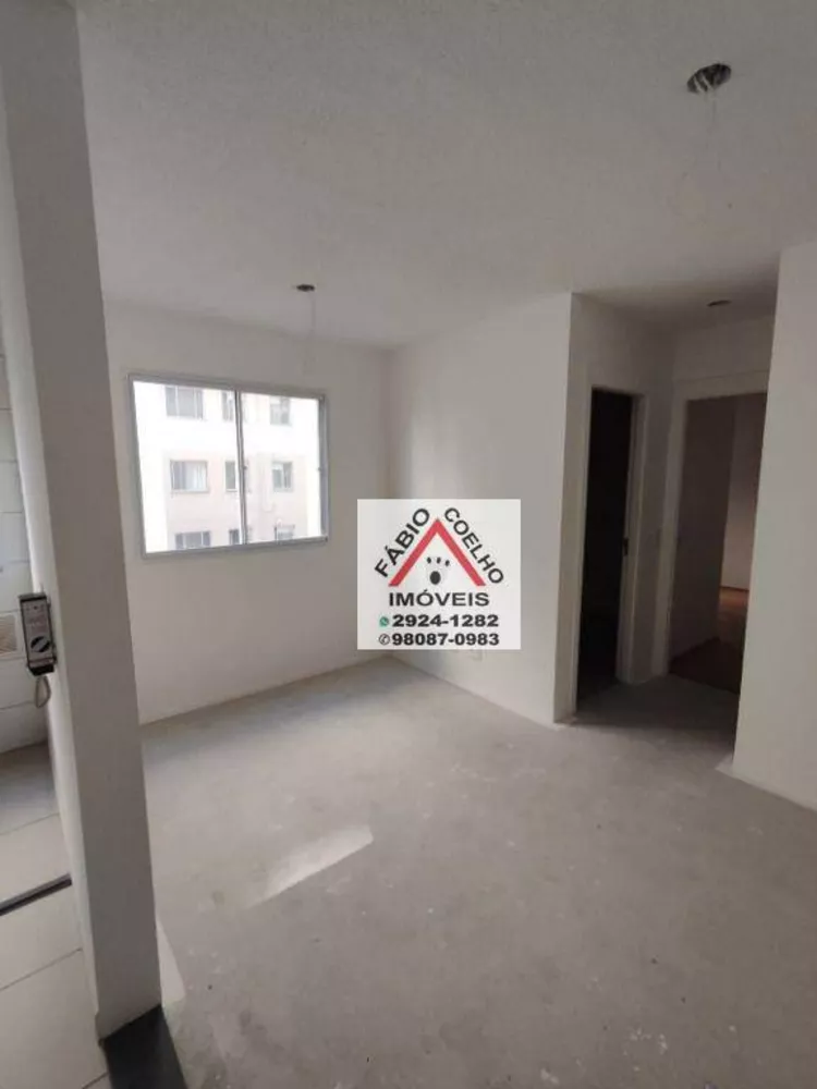 Apartamento à venda com 2 quartos, 40m² - Foto 8