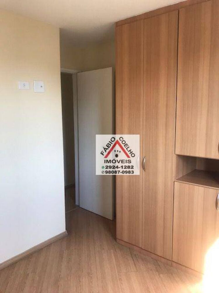 Apartamento à venda com 3 quartos, 66m² - Foto 3
