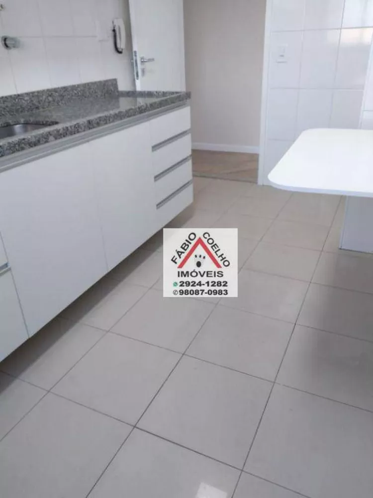 Apartamento à venda com 2 quartos, 62m² - Foto 3