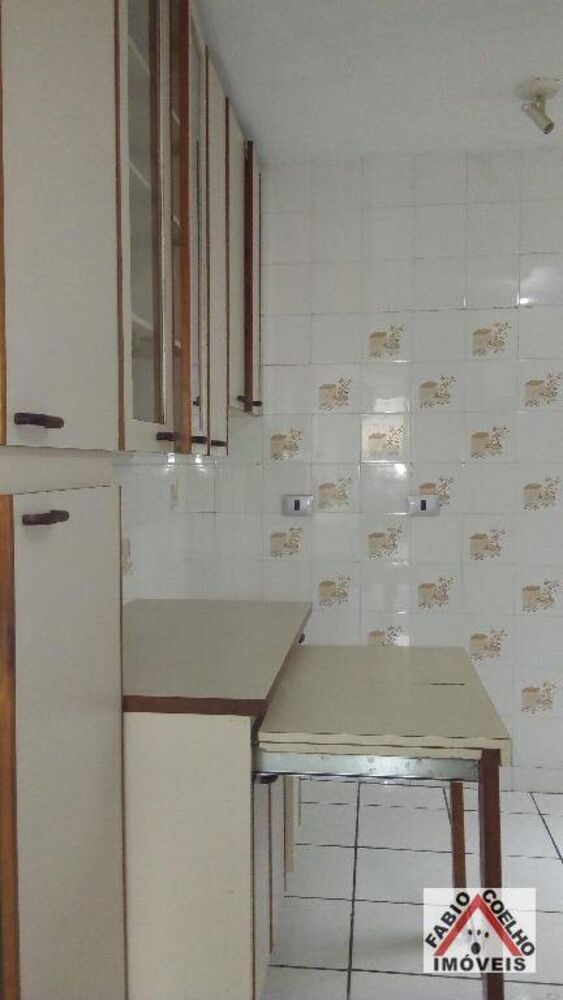 Apartamento à venda com 2 quartos, 60m² - Foto 1