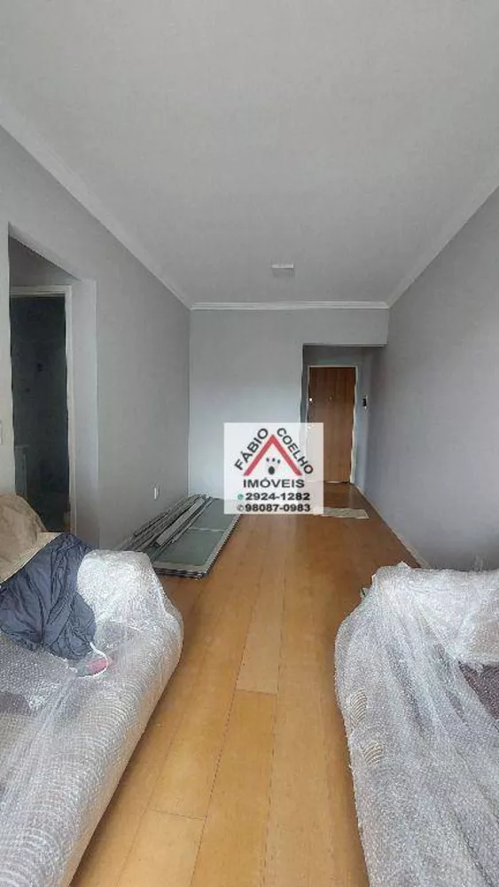 Apartamento à venda com 3 quartos, 61m² - Foto 2