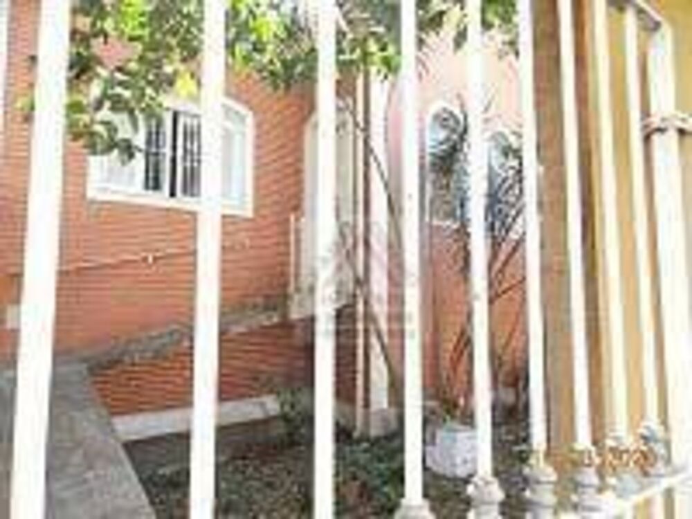 Casa, 4 quartos, 211 m² - Foto 1