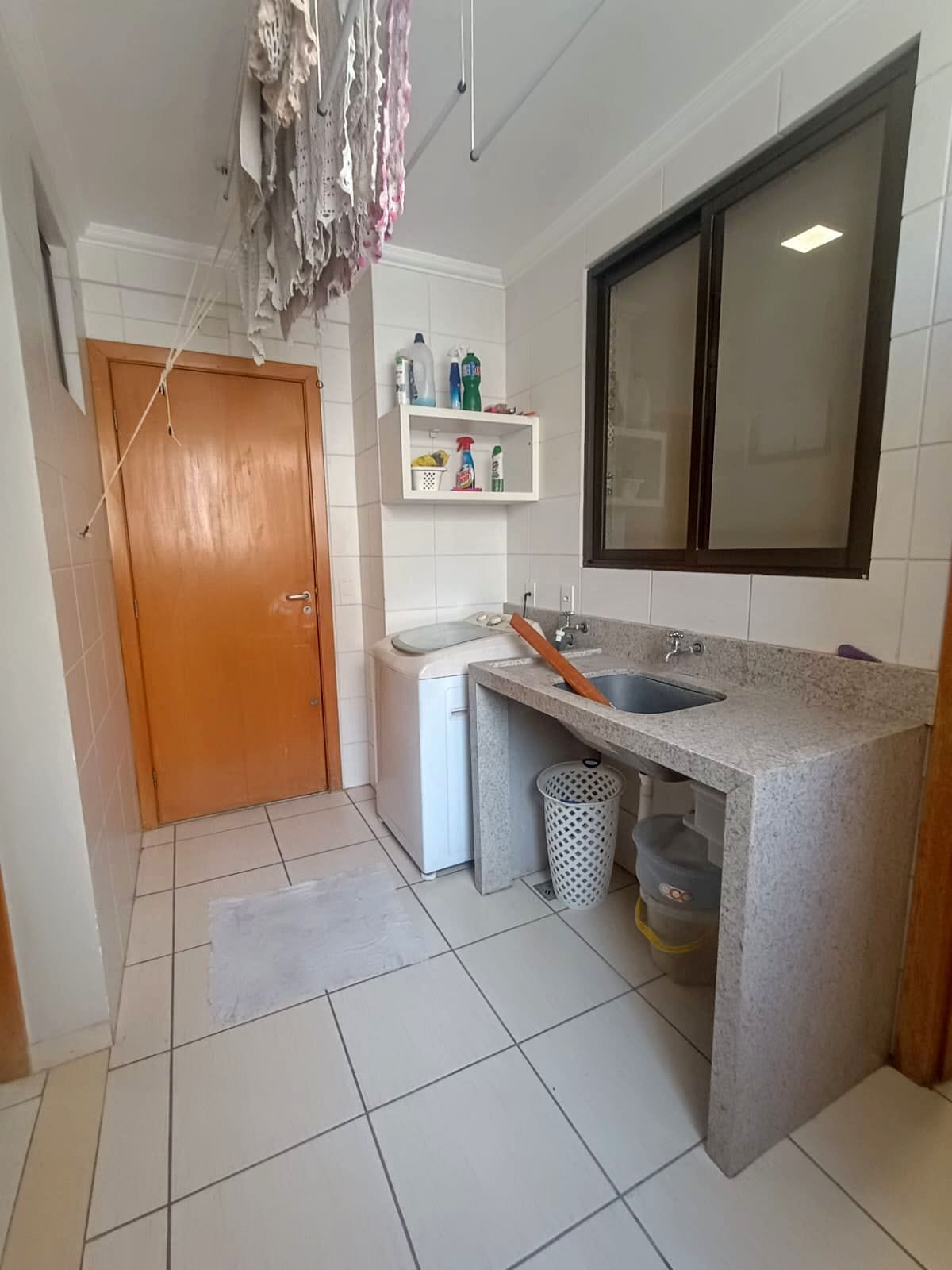 Apartamento para alugar com 3 quartos, 114m² - Foto 8