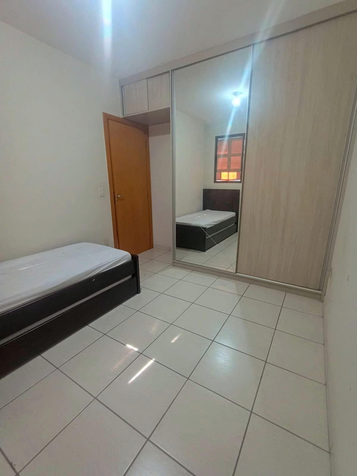 Apartamento para alugar com 3 quartos, 114m² - Foto 3