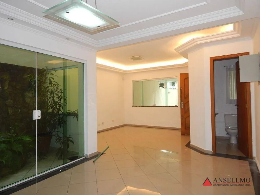 Sobrado, 4 quartos, 200 m² - Foto 1