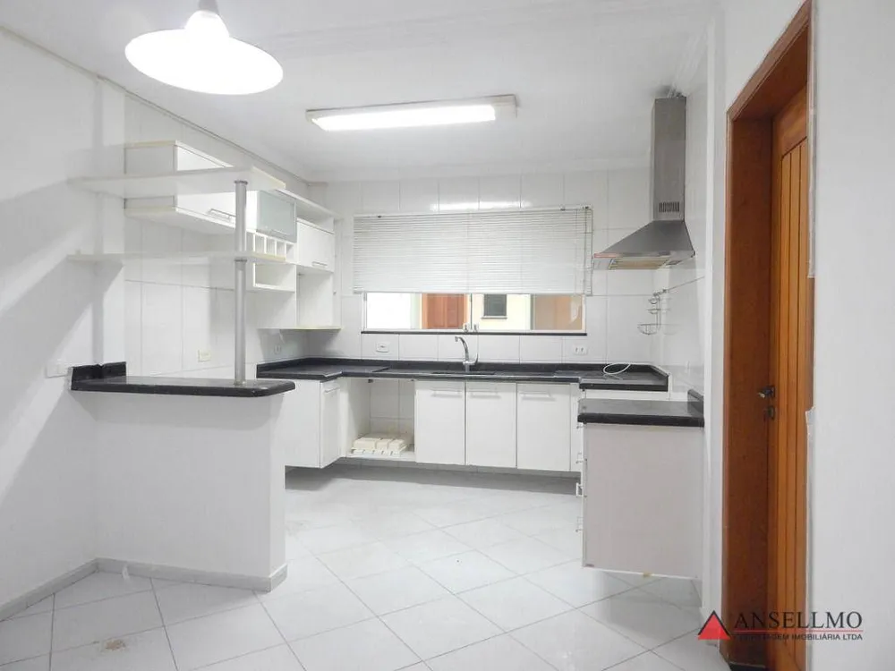 Sobrado, 4 quartos, 200 m² - Foto 4