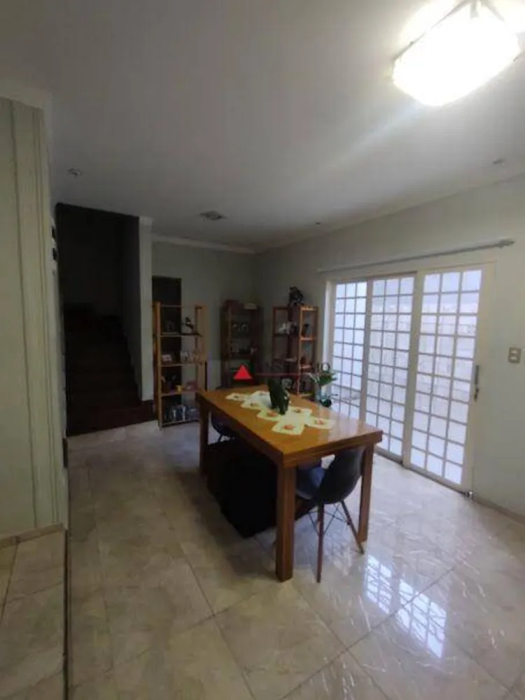 Sobrado, 2 quartos, 230 m² - Foto 1