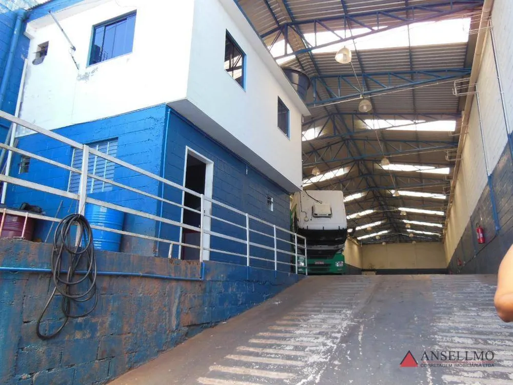 Depósito-Galpão, 473 m² - Foto 1