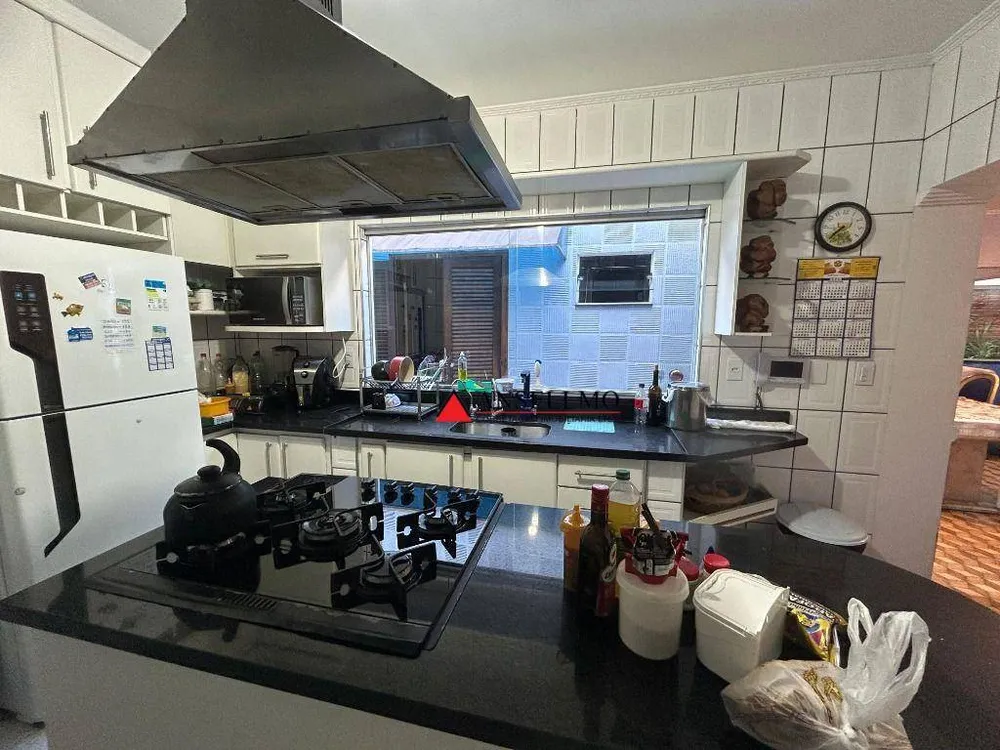 Casa, 3 quartos, 233 m² - Foto 7