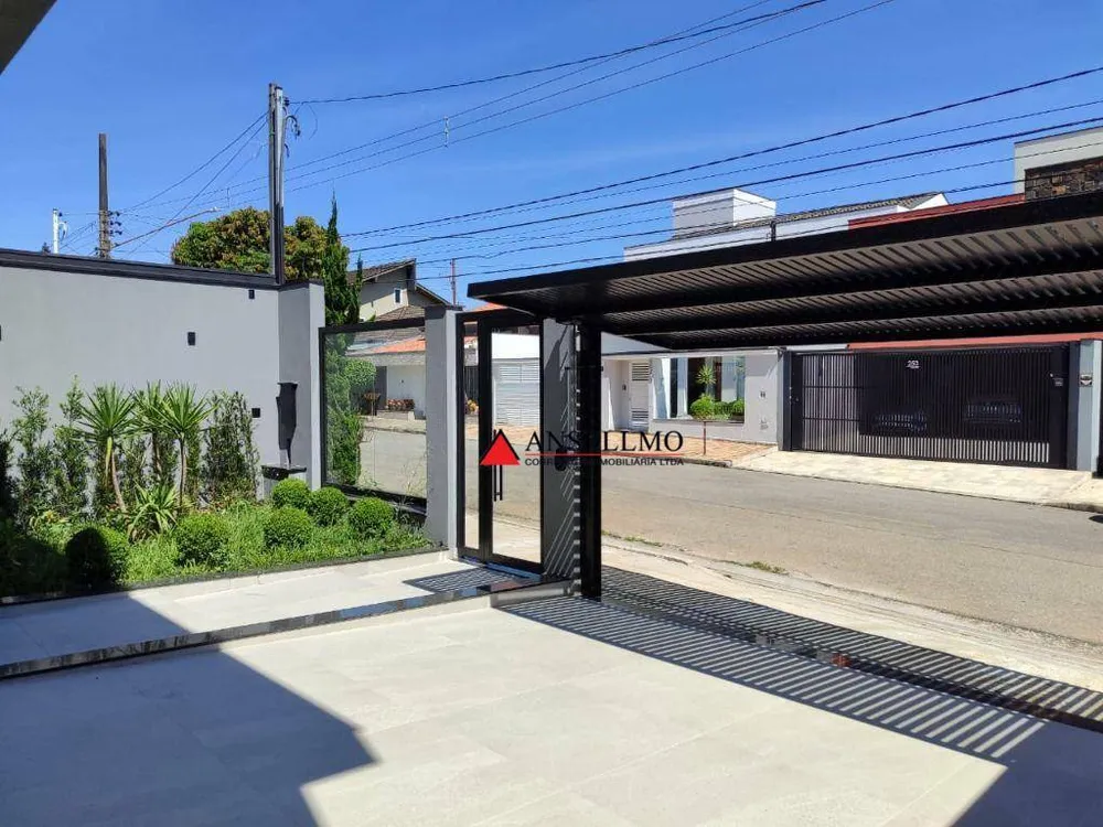 Sobrado, 3 quartos, 297 m² - Foto 2