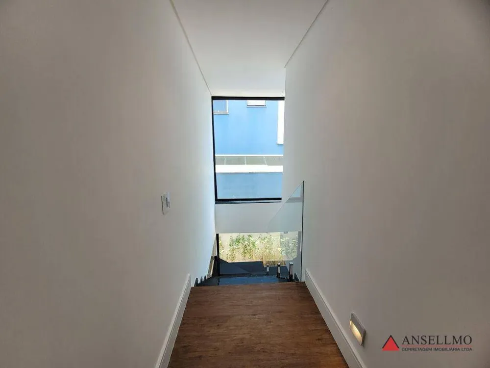Sobrado, 4 quartos, 400 m² - Foto 1