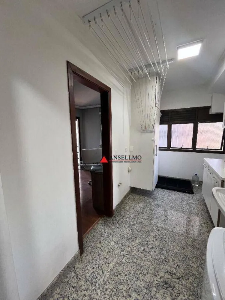 Apartamento, 4 quartos, 240 m² - Foto 1