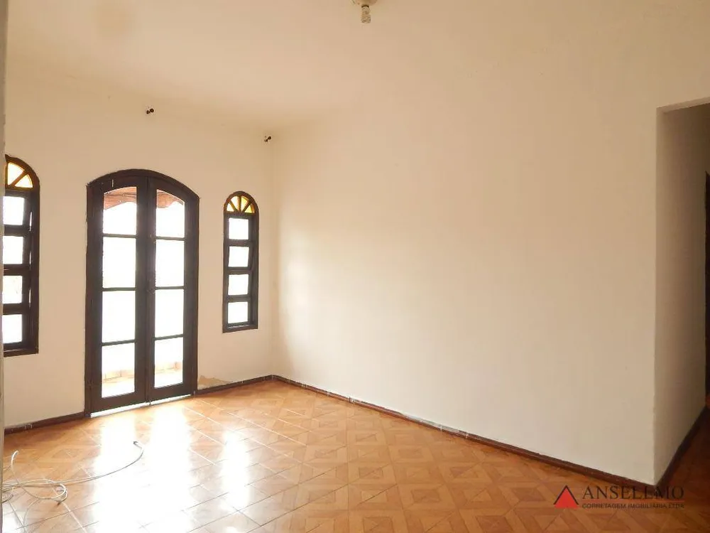 Casa, 3 quartos, 240 m² - Foto 1