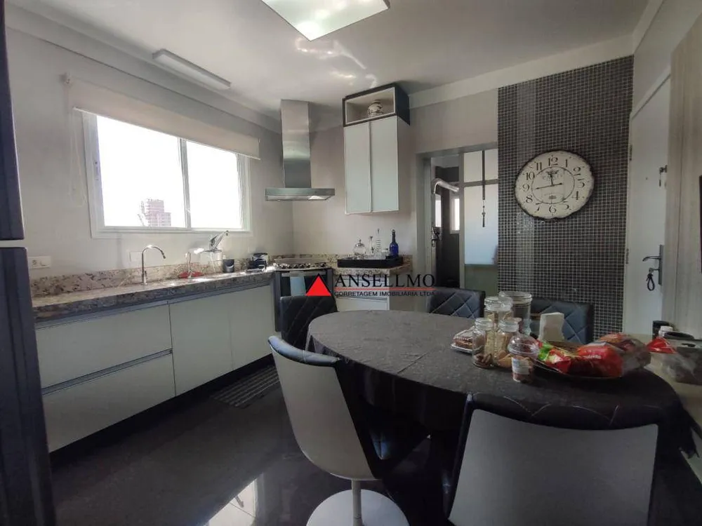 Cobertura, 3 quartos, 219 m² - Foto 3