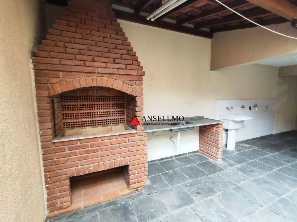 Sobrado, 3 quartos, 245 m² - Foto 1