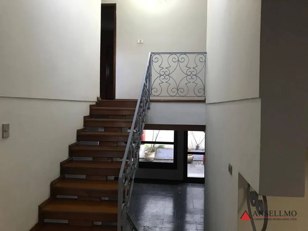 Casa, 3 quartos, 270 m² - Foto 11
