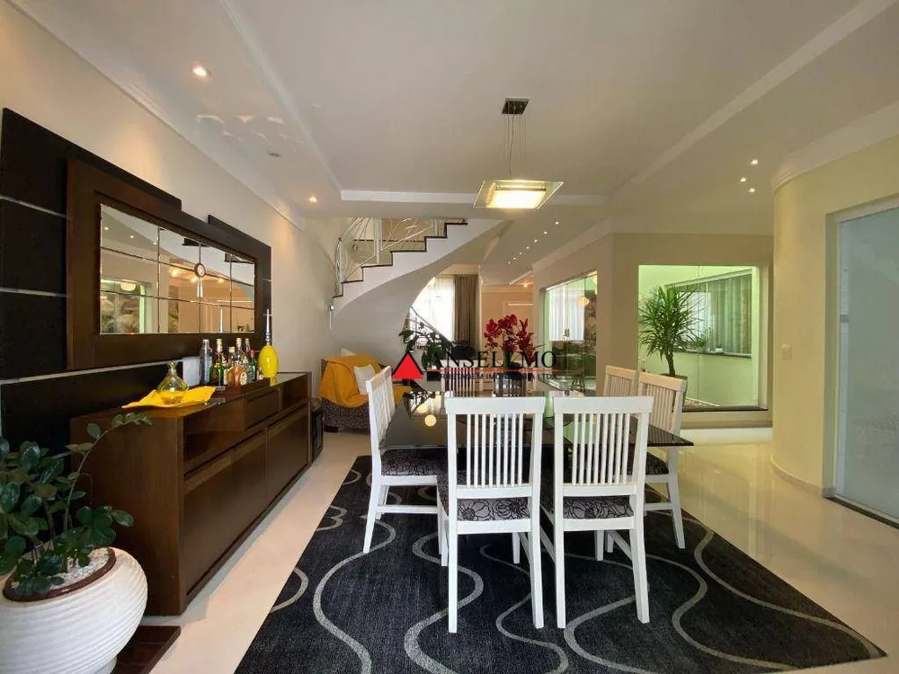 Sobrado, 3 quartos, 297 m² - Foto 8