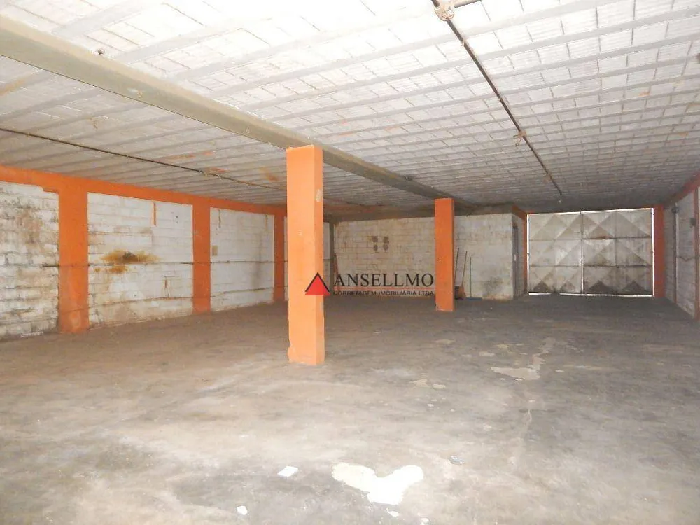 Prédio Inteiro, 590 m² - Foto 1